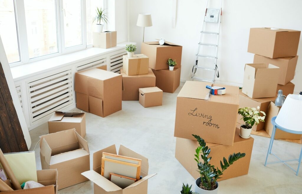 RESIDENTIAL MOVES